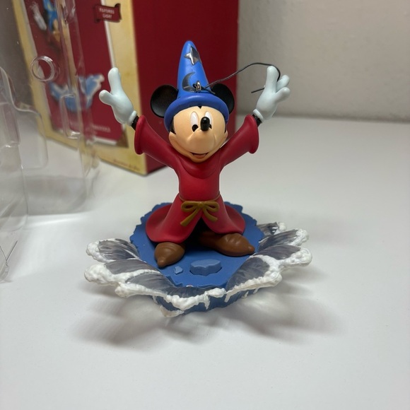 Hallmark Keepsake Ornament 2004 - Disney The Sorcerer's Apprentice - Fantasia - Picture 5 of 8